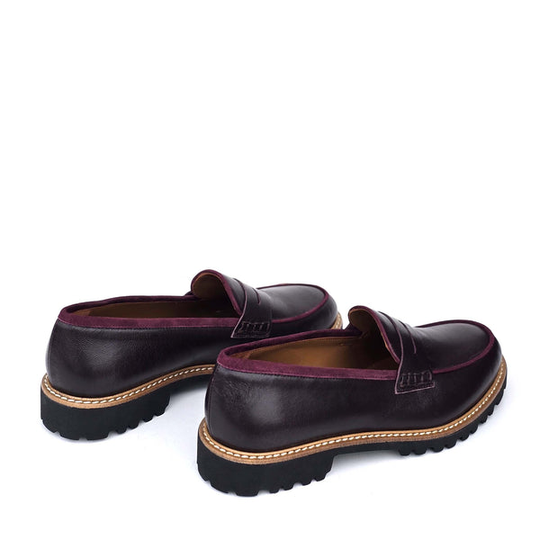 Filippa wine, penny loafers in calf leather and suede