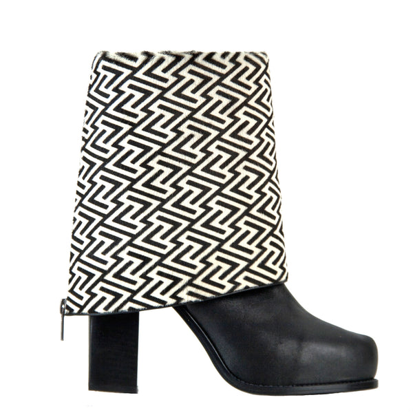 Donatella print - Black and white printed ankleboots