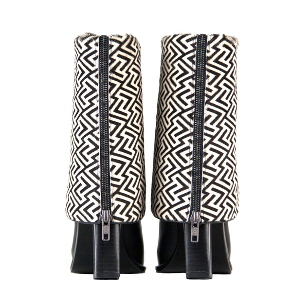 Donatella print - Black and white printed ankleboots