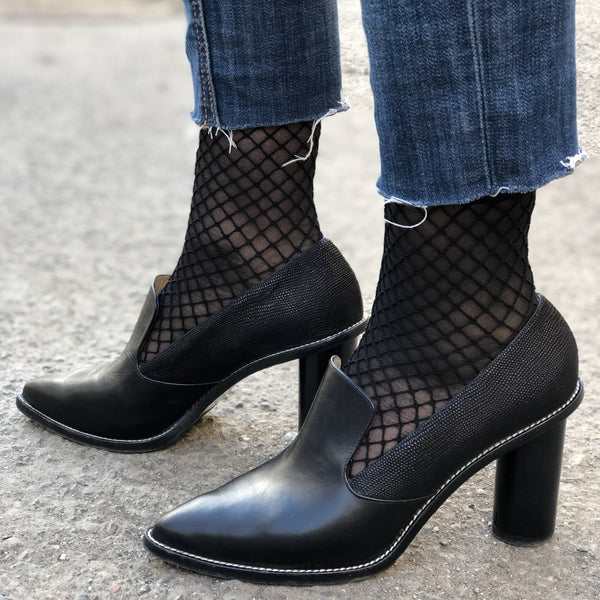 Emilia black - Black heeled loafers