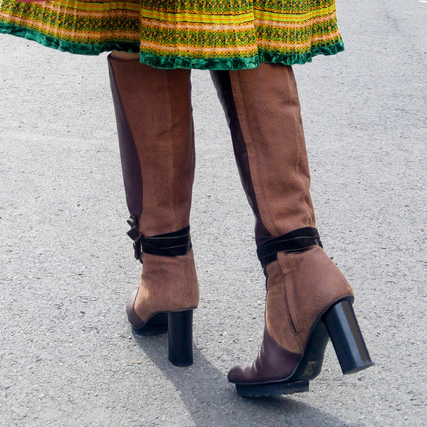 Skinnstøvletter i brunt og beige