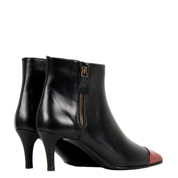 Elena black - Black ankleboots with metallic toe
