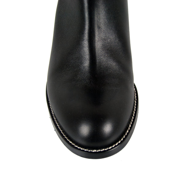 Emma black - Black ankle boots with buckle